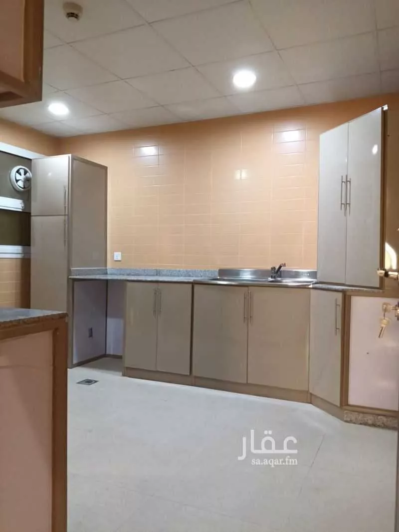 4 bedroom apartment in Al Narjis, Riyadh 7
