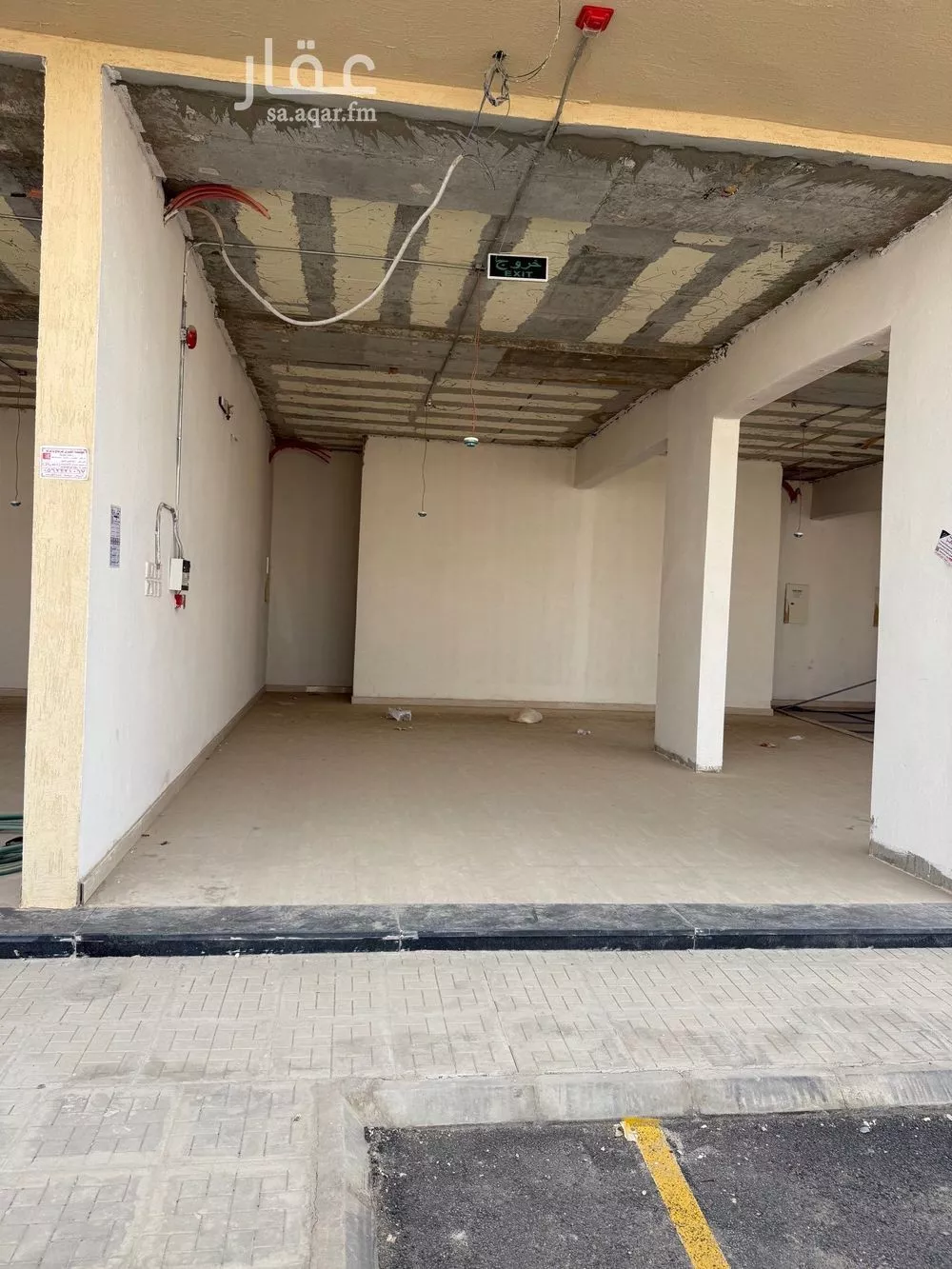 محل 2000 م² في المعيزلة 3