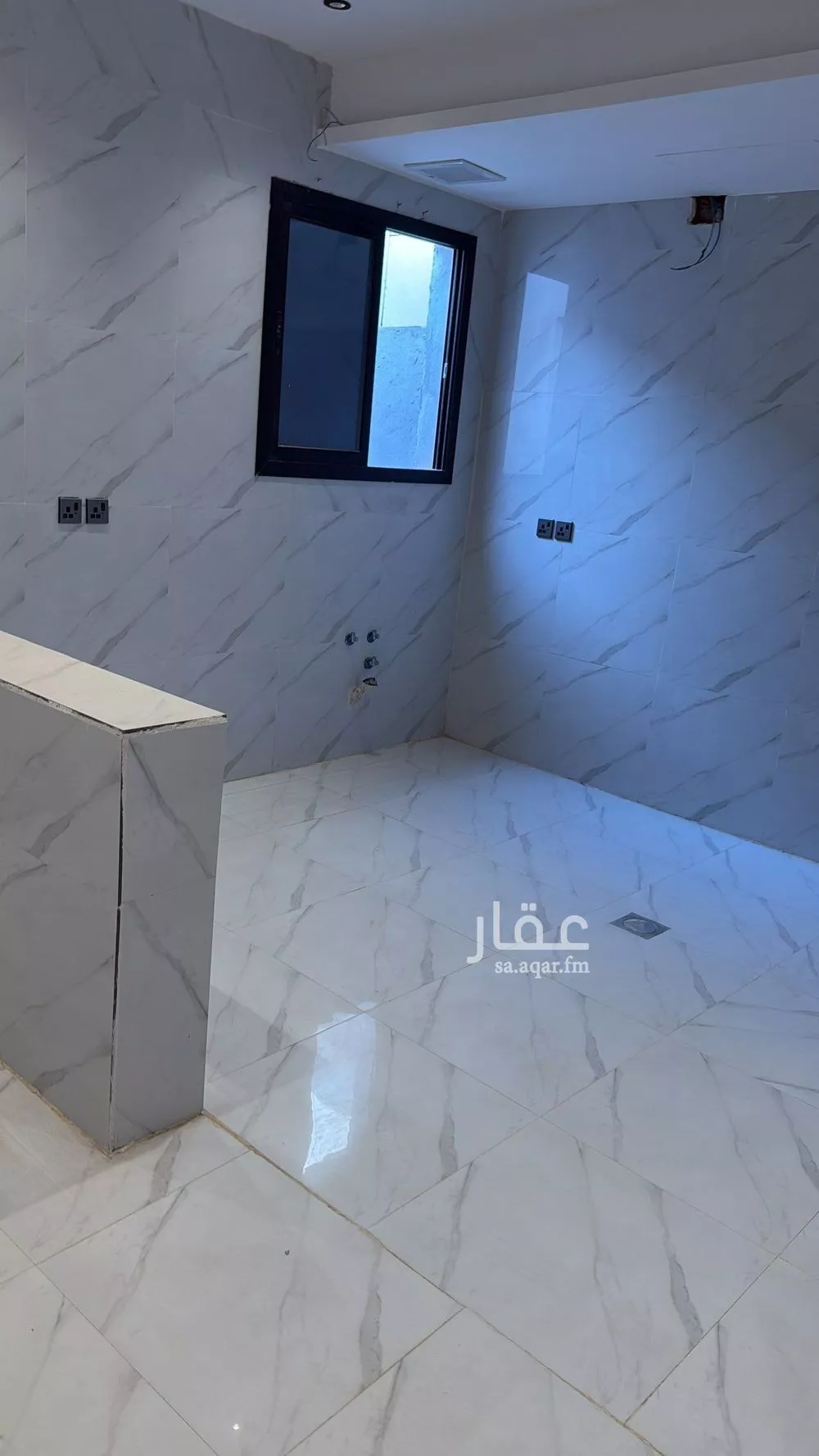 عمارة 896 م² في الرمال 5