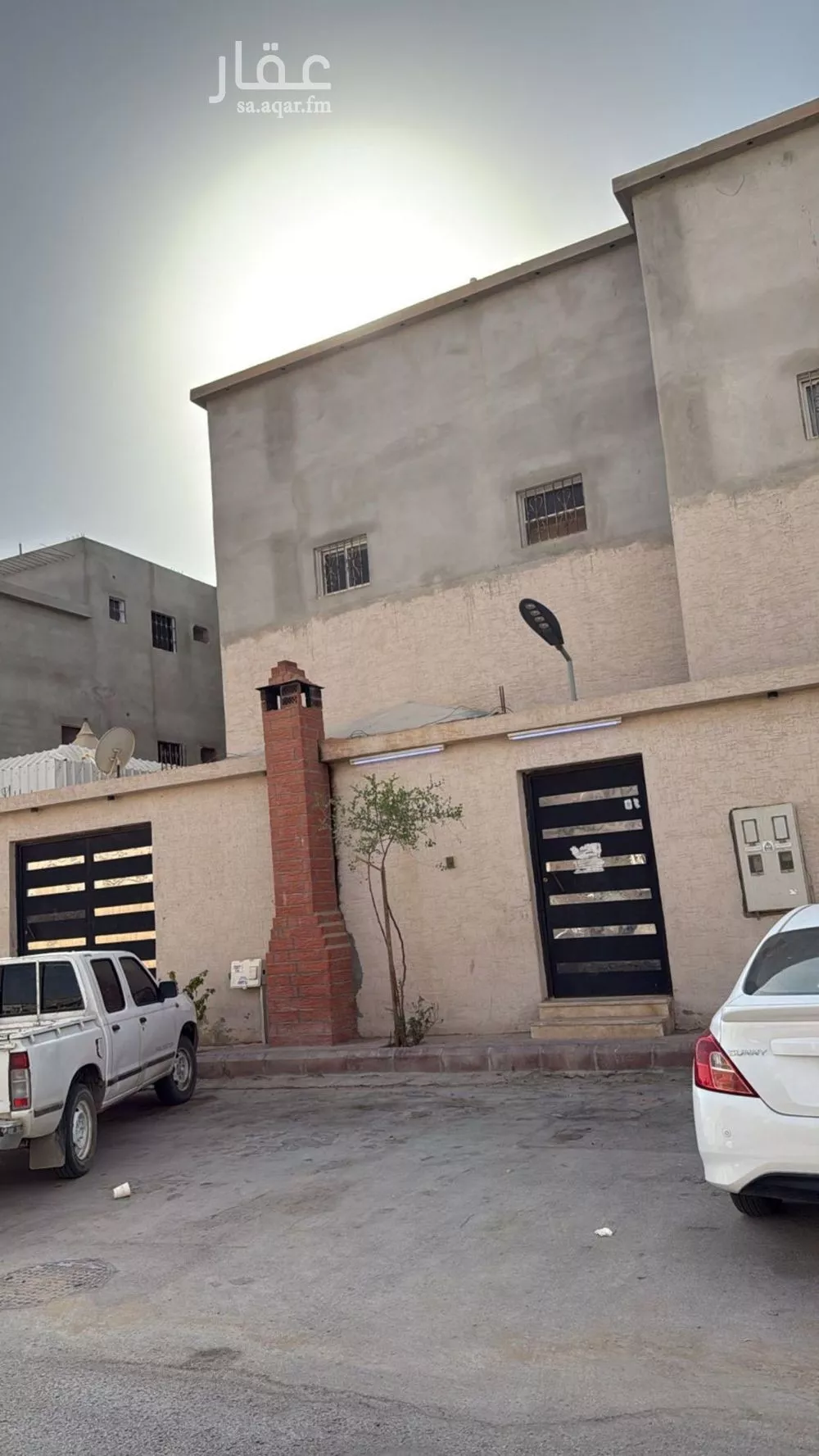 شقة 6 غرف في النظيم 4