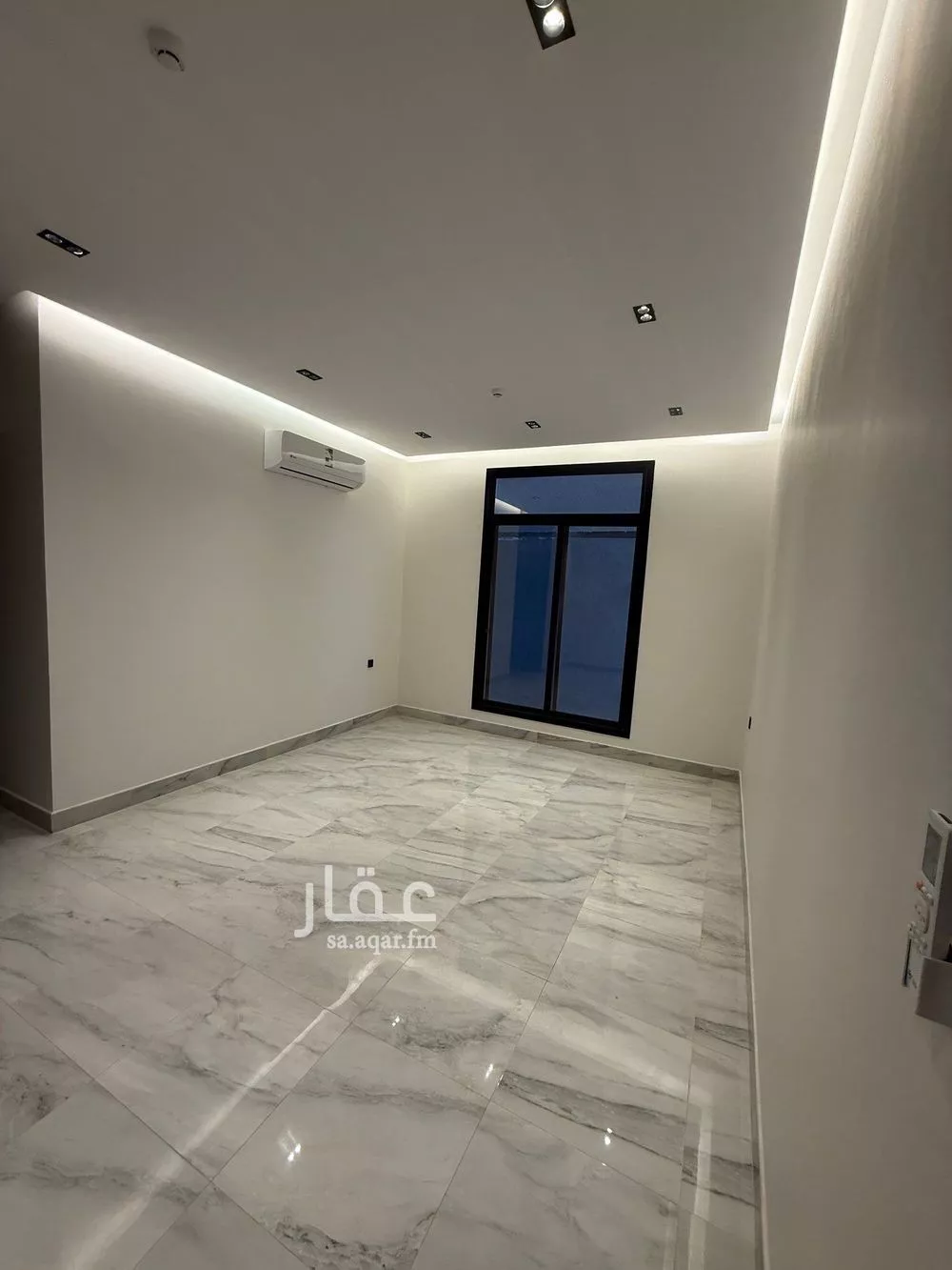 عمارة 550 م² في المونسية 4