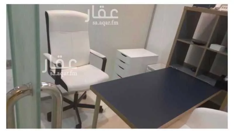 مكتب 574 م² في الروضة 1