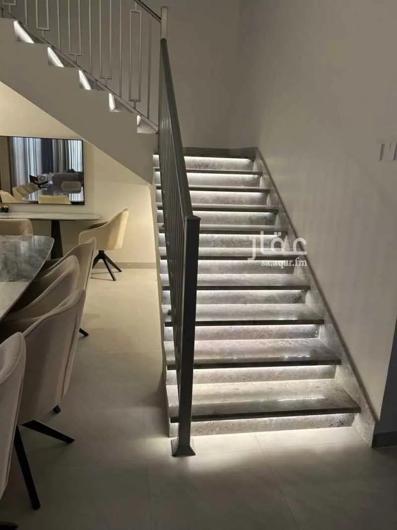 فيلا 8 غرف في النرجس 5