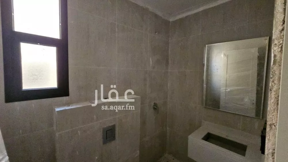 3 bedroom floor in Al Khaleej 5