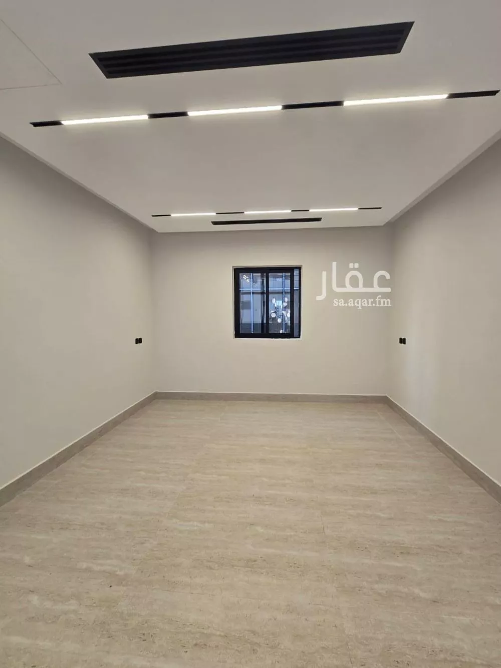 فيلا 5 غرف في العارض 4