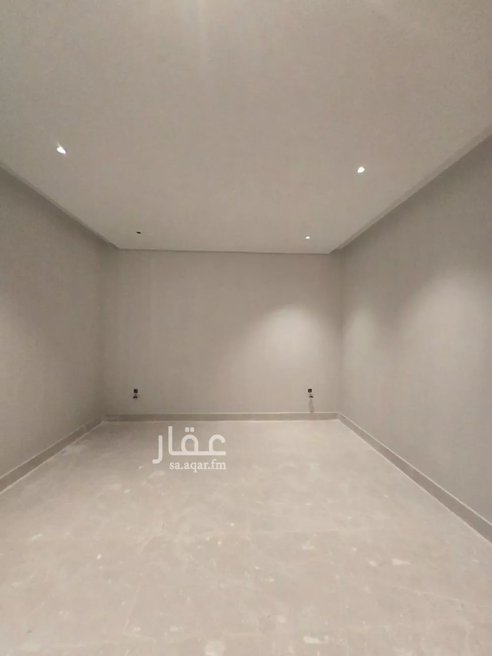 شقة 4 غرف في الروضة 5