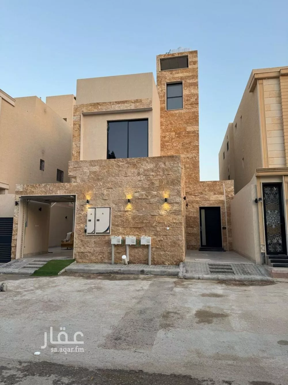 دور 3 غرف في العارض 1