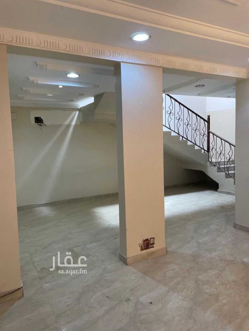 4 bedroom villa in Ishbiliyah, Riyadh 16