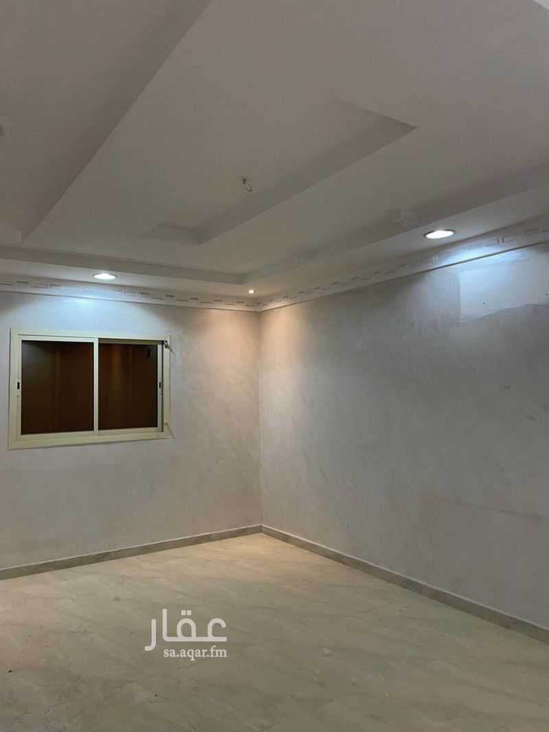 4 bedroom villa in Ishbiliyah, Riyadh 5