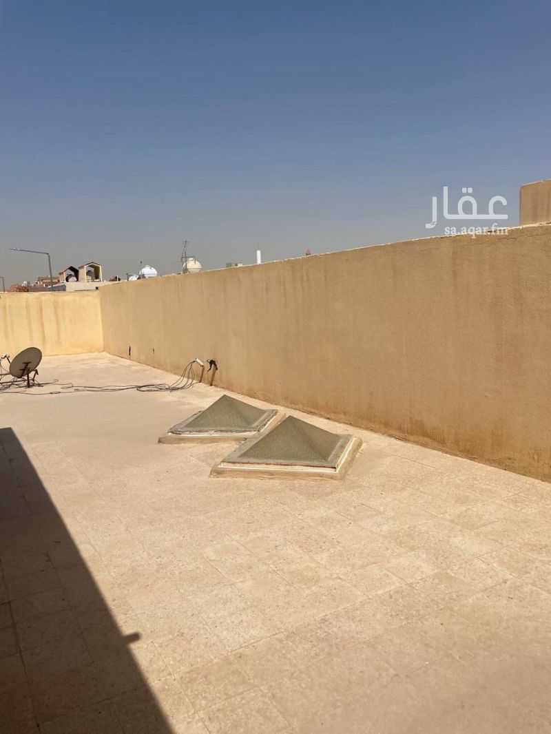 4 bedroom villa in Ishbiliyah, Riyadh 20