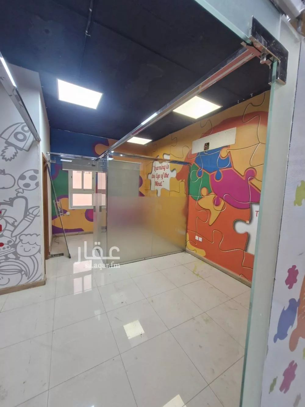 مكتب 1750 م² في الصحافة 4