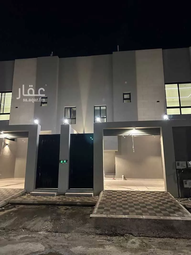 شقة 5 غرف في ضاحية الملك فهد 4