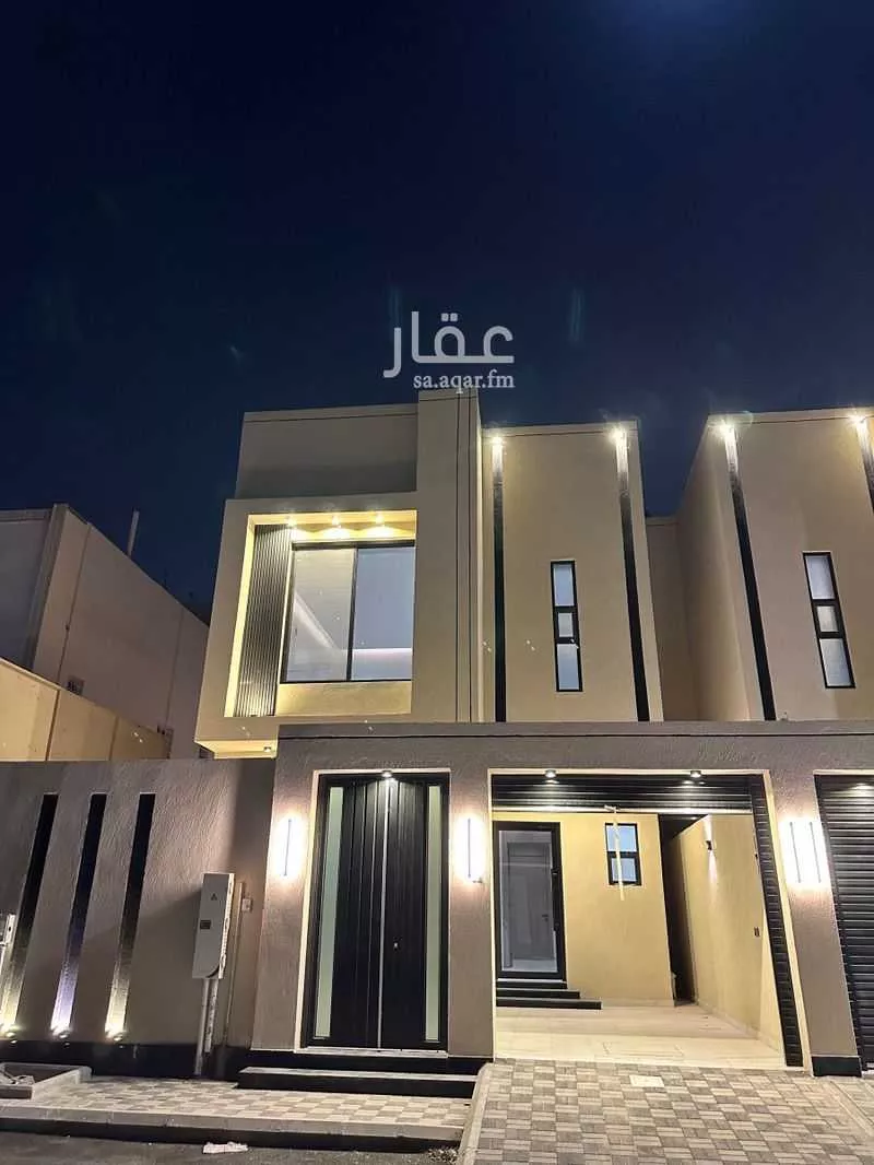 فيلا 9 غرف في ضاحية الملك فهد 2