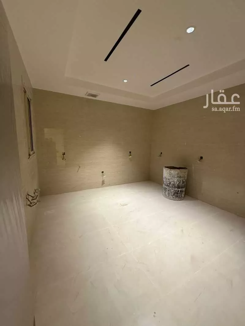 540 sqm building in Mudhainib 4