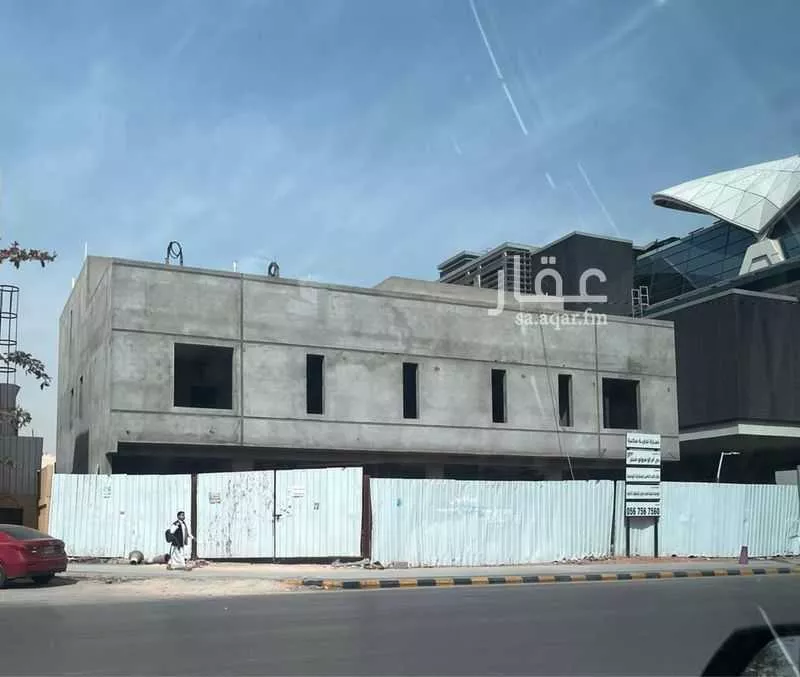 محل 170 م² في الملك فيصل 3