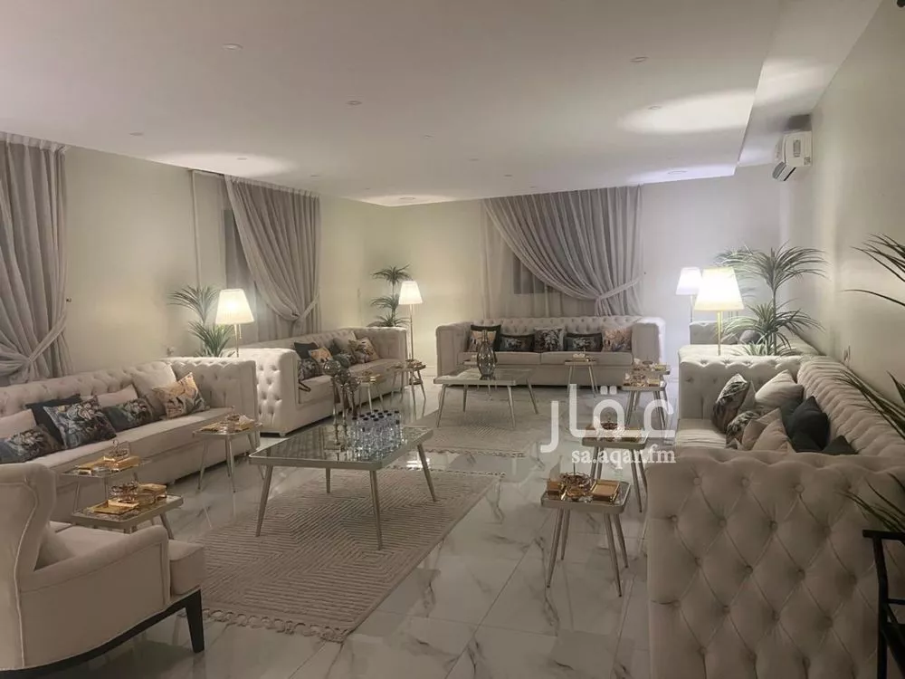 فيلا 7 غرف في الروضة 5