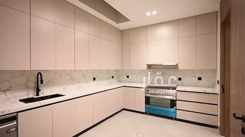 5 bedroom villa in Eastern Province 4