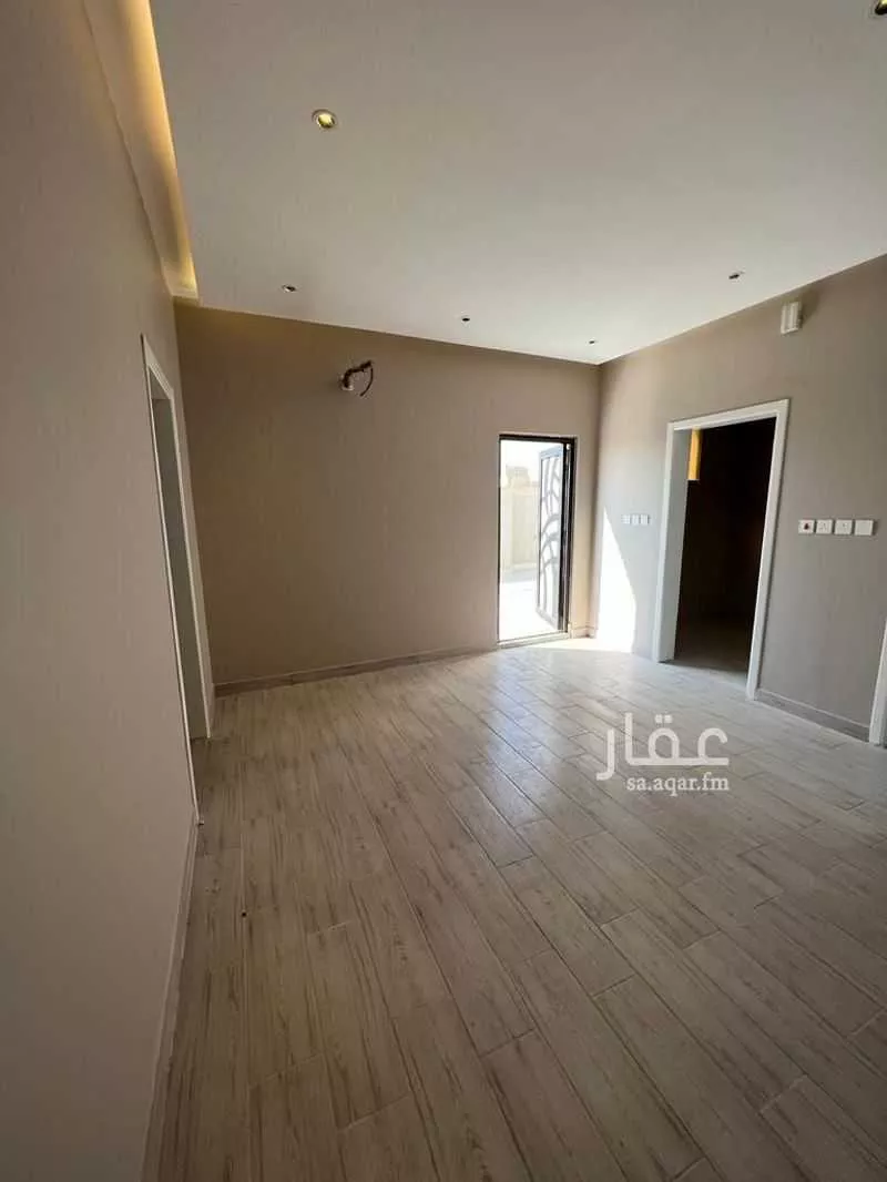 شقة 5 غرف في الريان 2