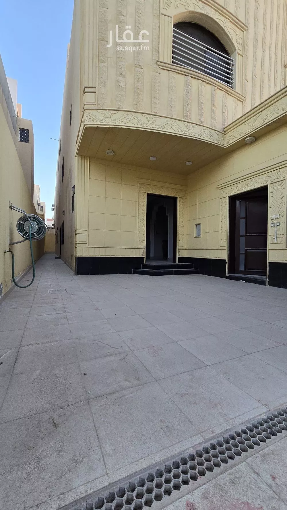 فيلا 9 غرف في الرمال 1