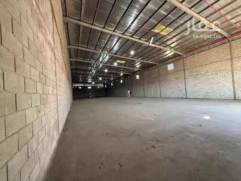 1 bedroom warehouse in Al Mahjar, Jeddah 4