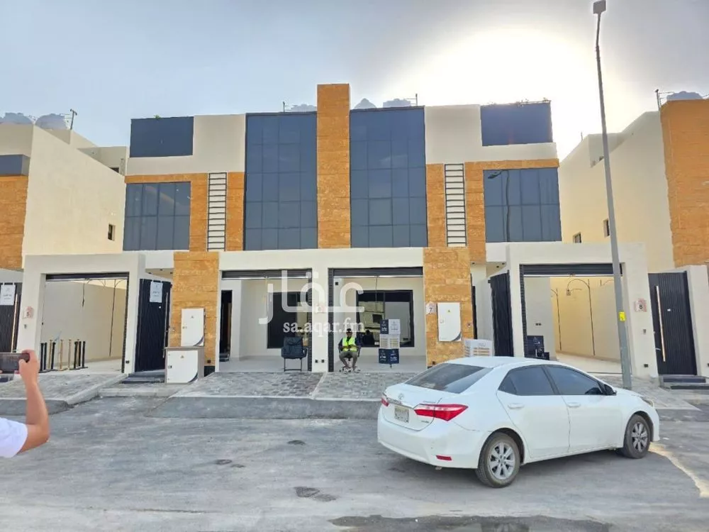 دوبلكس 5 غرف في عكاظ 5