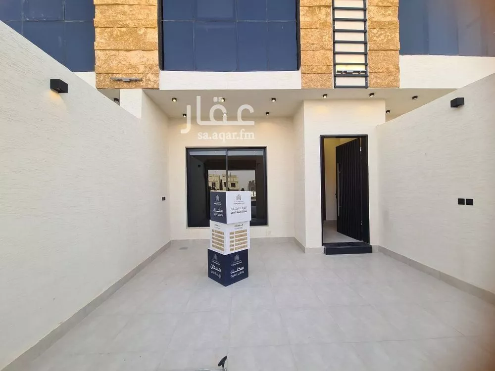 5 bedroom duplex in Okaz 3