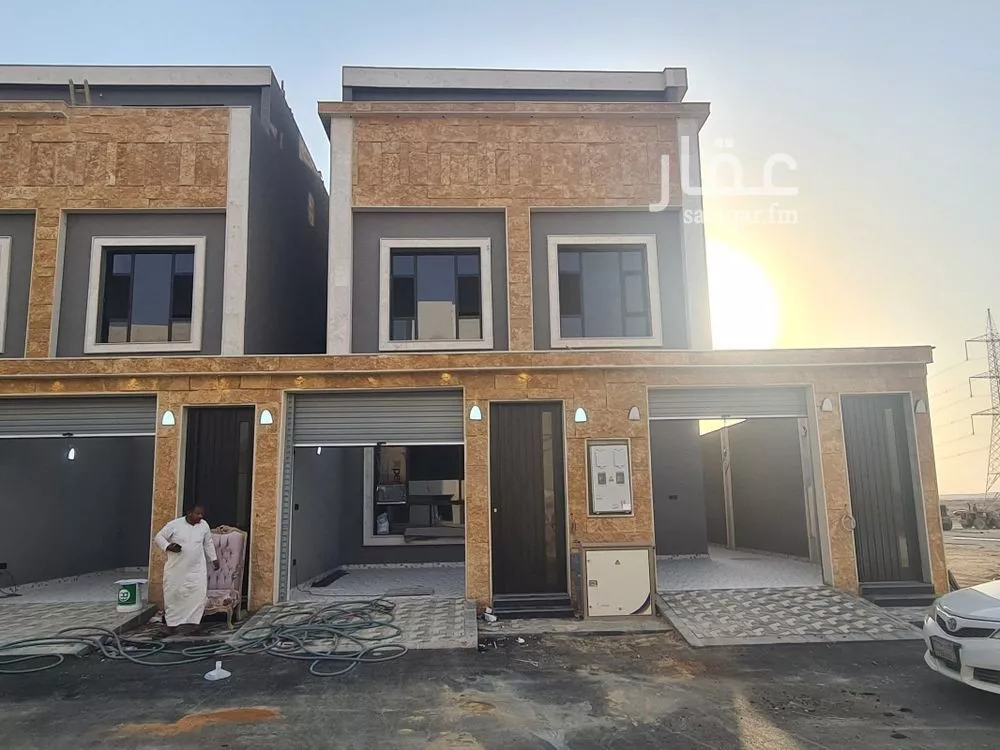 دوبلكس 5 غرف في عكاظ 2