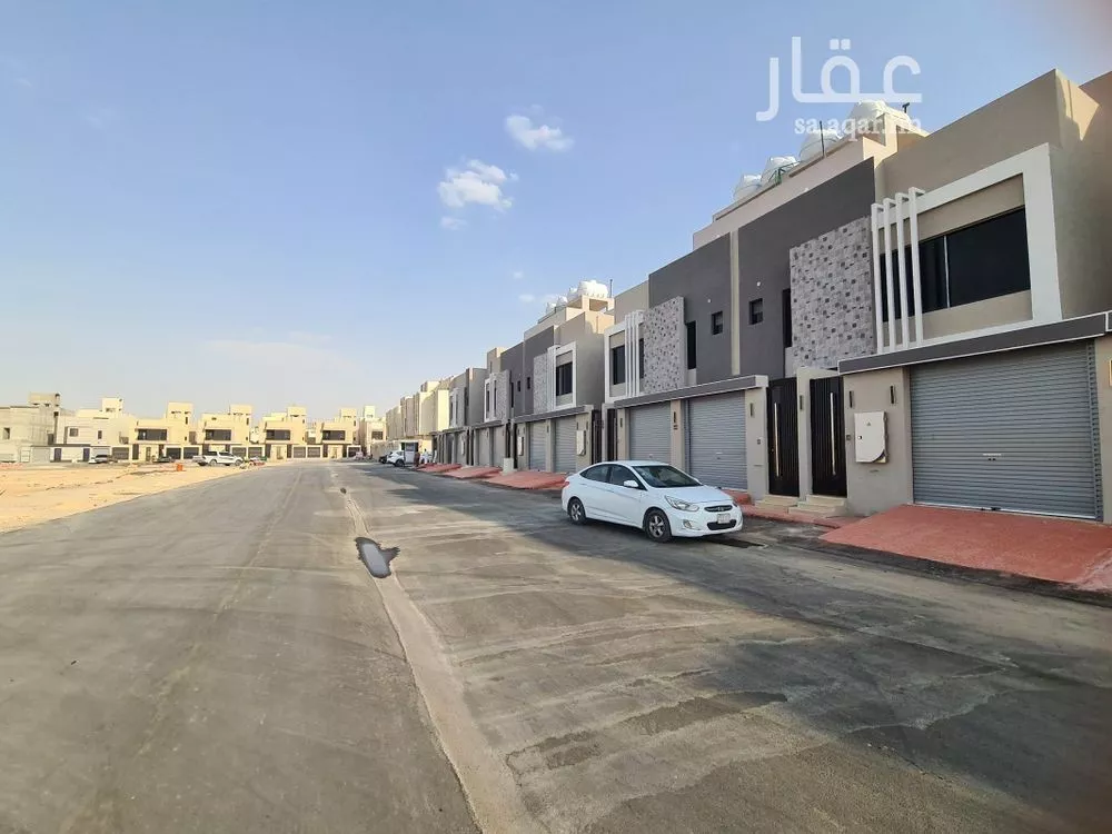 4 bedroom villa in Badr 3