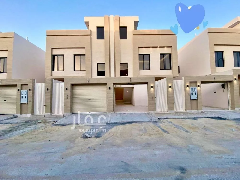 4 bedroom floor in Okaz 2