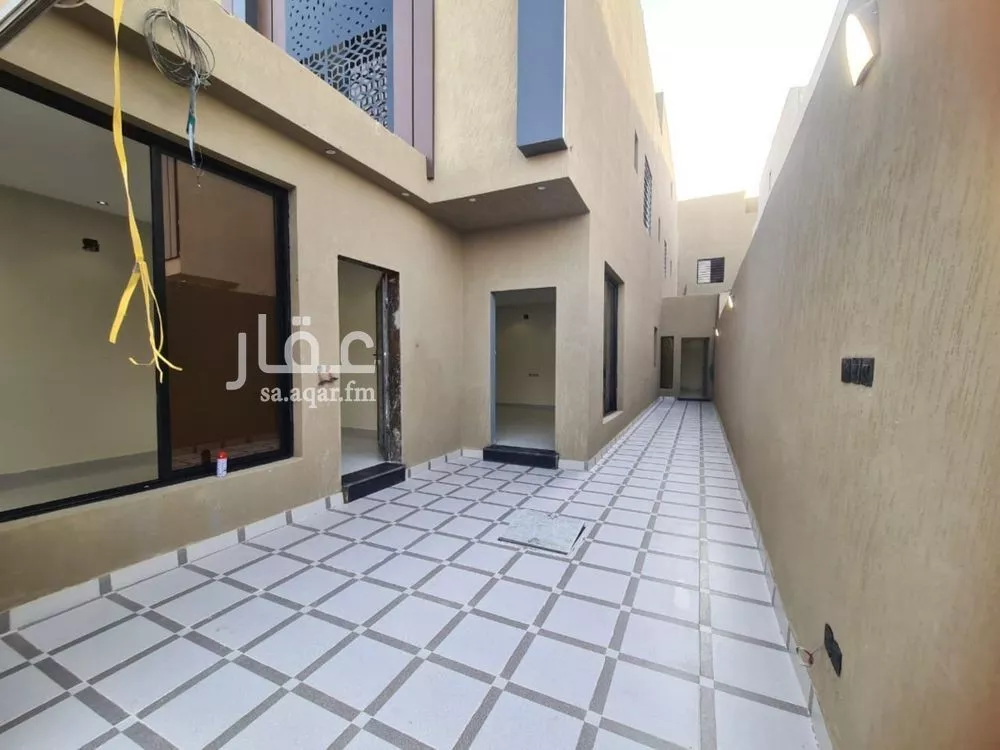 فيلا 7 غرف في عكاظ 2