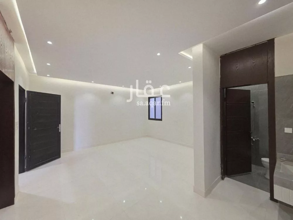 فيلا 5 غرف في بدر 5