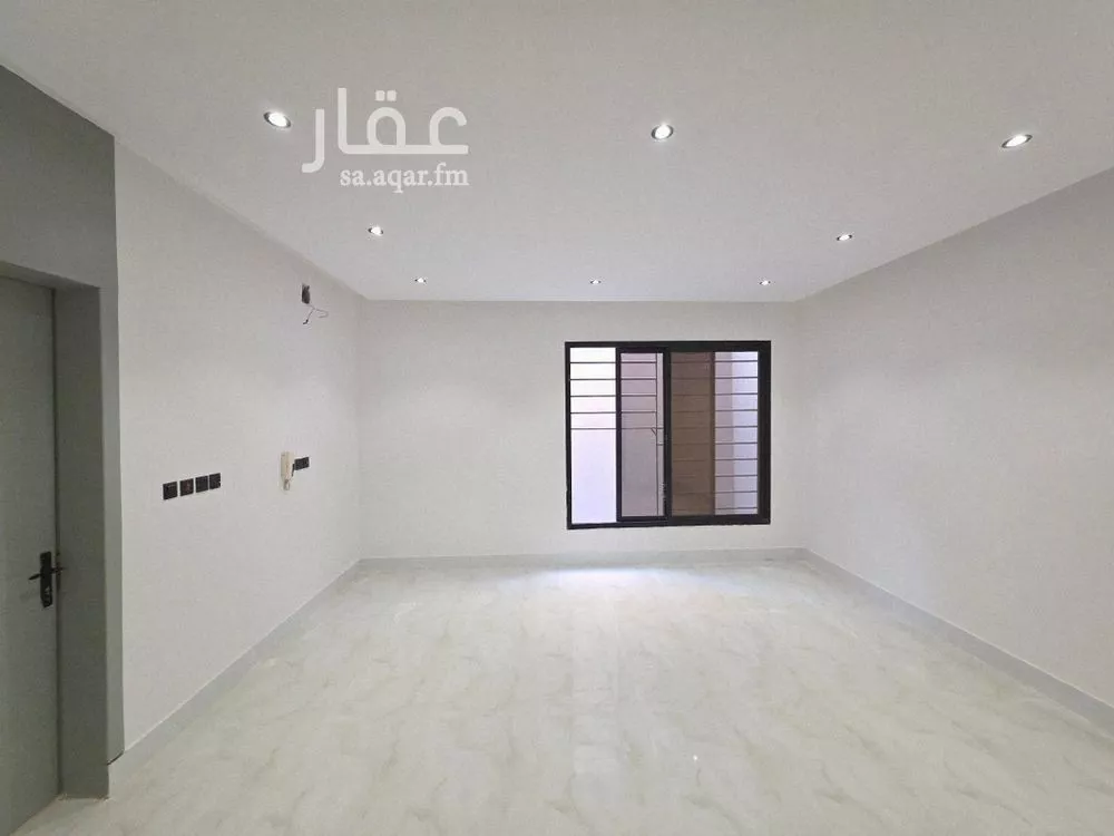 فيلا 5 غرف في بدر 5