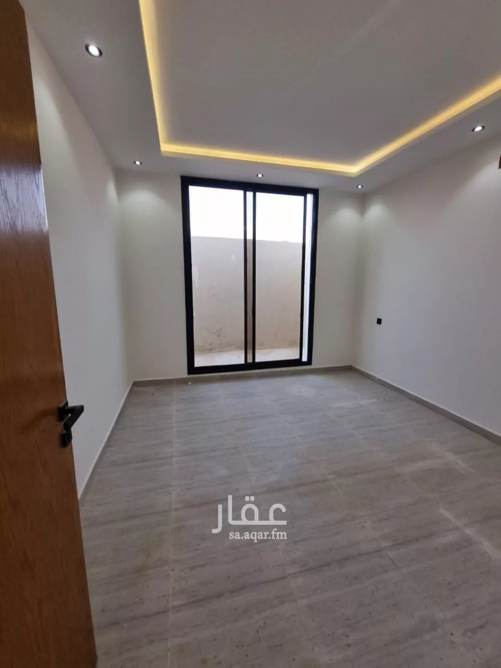 فيلا 5 غرف في عكاظ 2