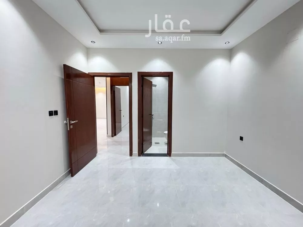 5 bedroom floor in Dahiat Namar 4