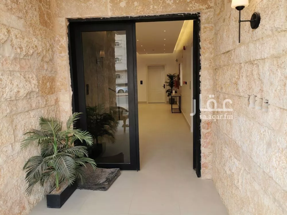 4 bedroom apartment in Tuwaiq 2