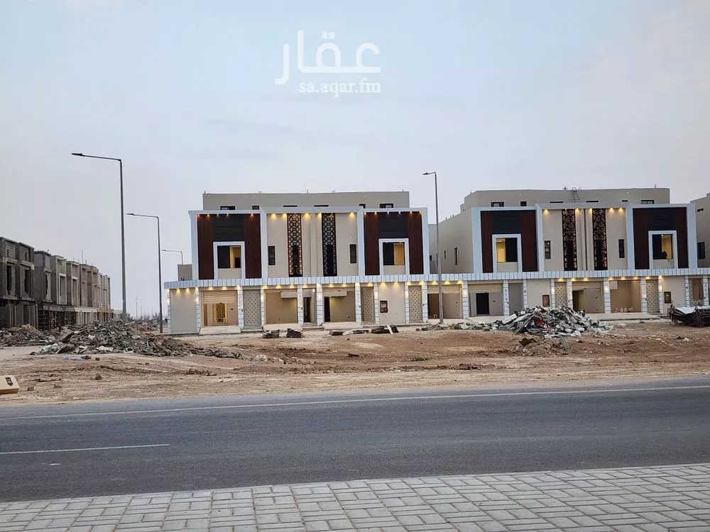 فيلا 4 غرف في طيبة 1