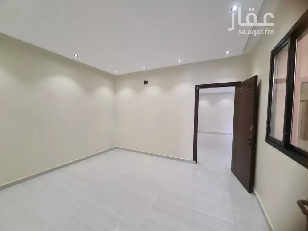 4 bedroom villa in Okaz, Riyadh 9