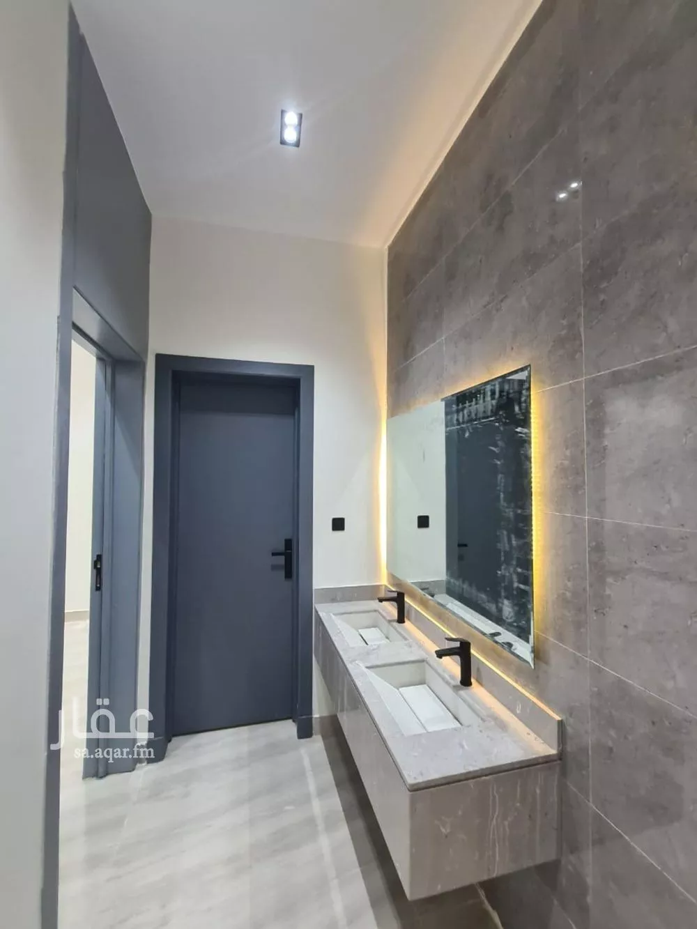 فيلا 5 غرف في بدر 3