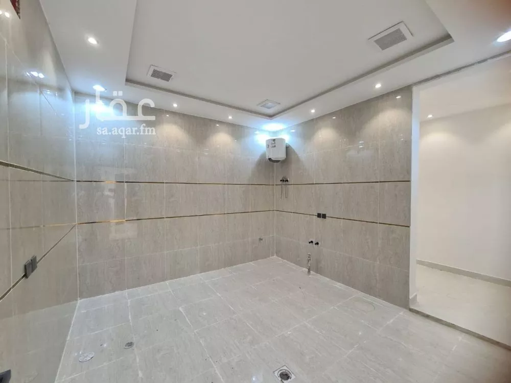 4 bedroom villa in Badr 2