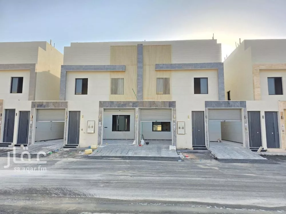 دوبلكس 5 غرف في عكاظ 3