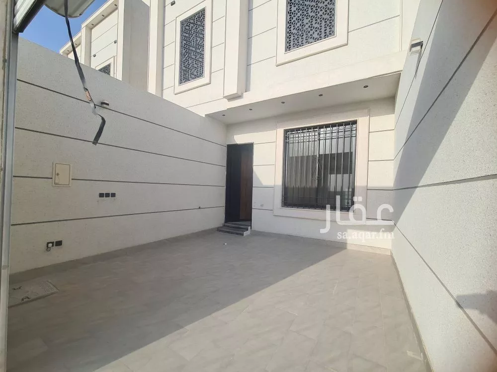 5 bedroom duplex in Okaz 2