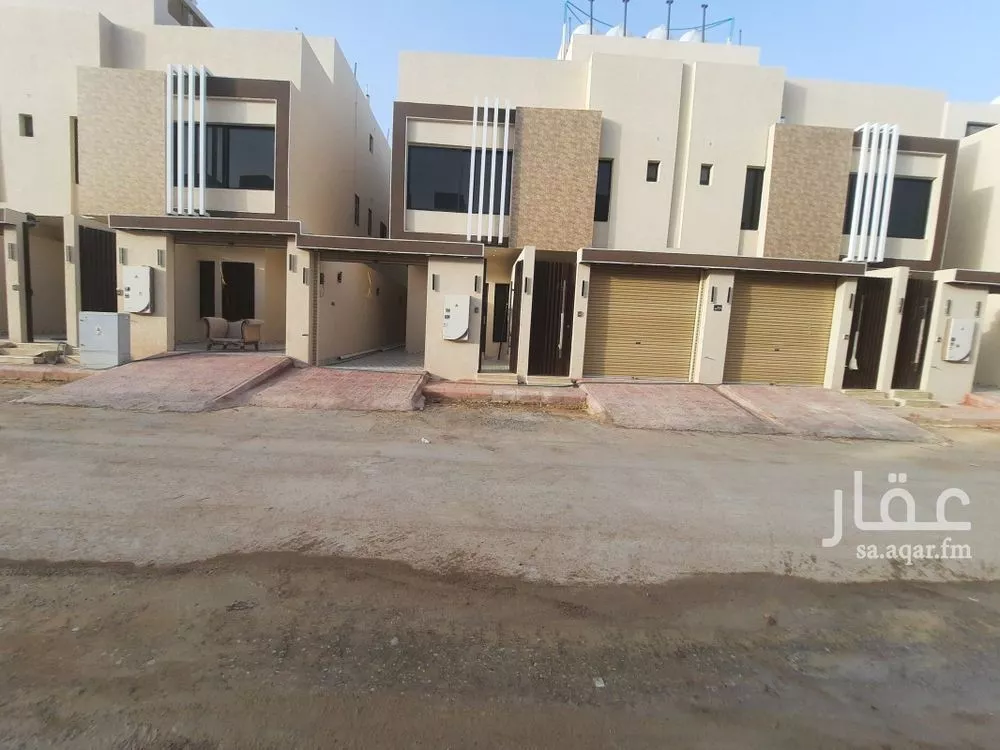 5 bedroom villa in Badr 1