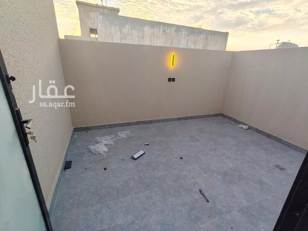 4 bedroom apartment in As Suwaidi, Riyadh 9