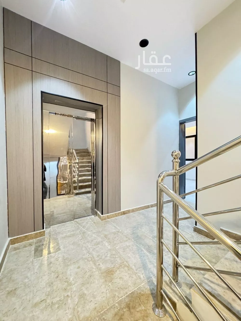 5 bedroom floor in Dahiat Namar 3