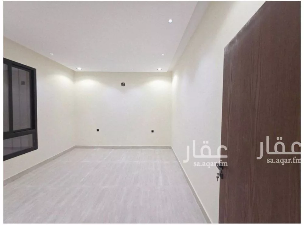 فيلا 5 غرف في بدر 5