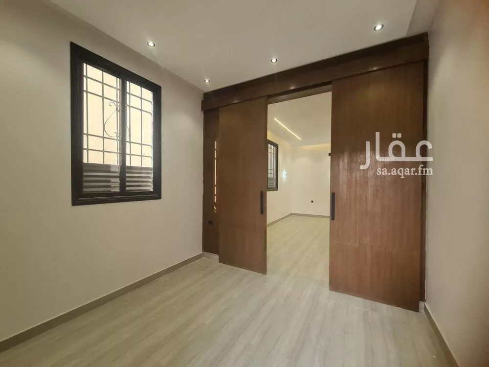 5 bedroom duplex in Okaz 5