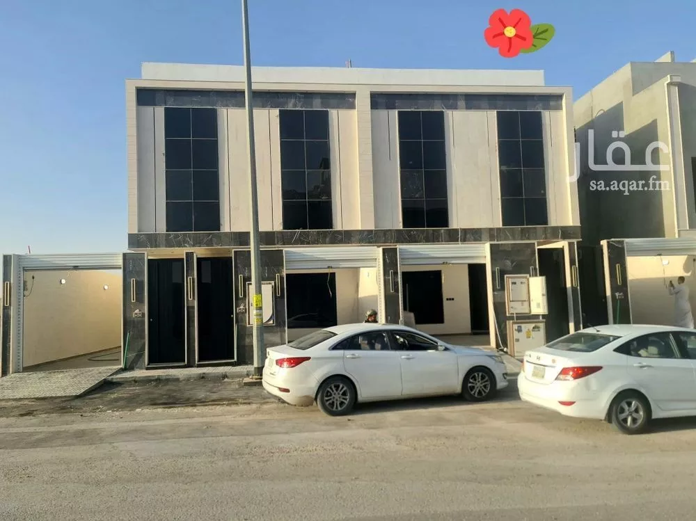 فيلا 7 غرف في عكاظ 1