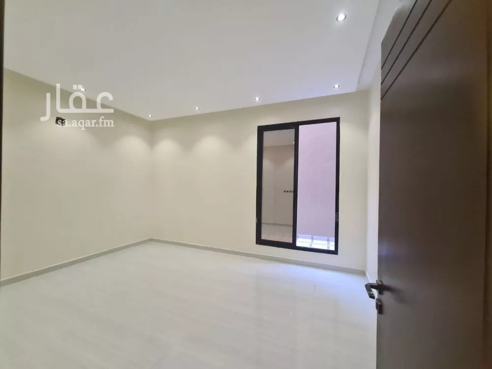 4 bedroom villa in Okaz, Riyadh 11