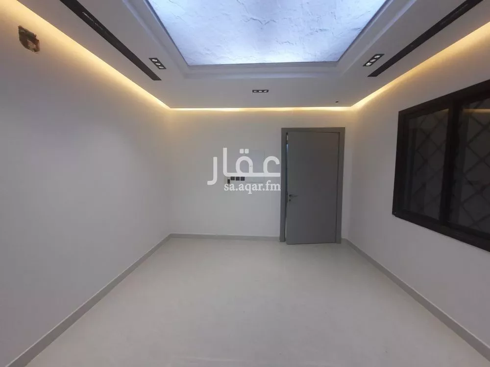 5 bedroom villa in Badr 4