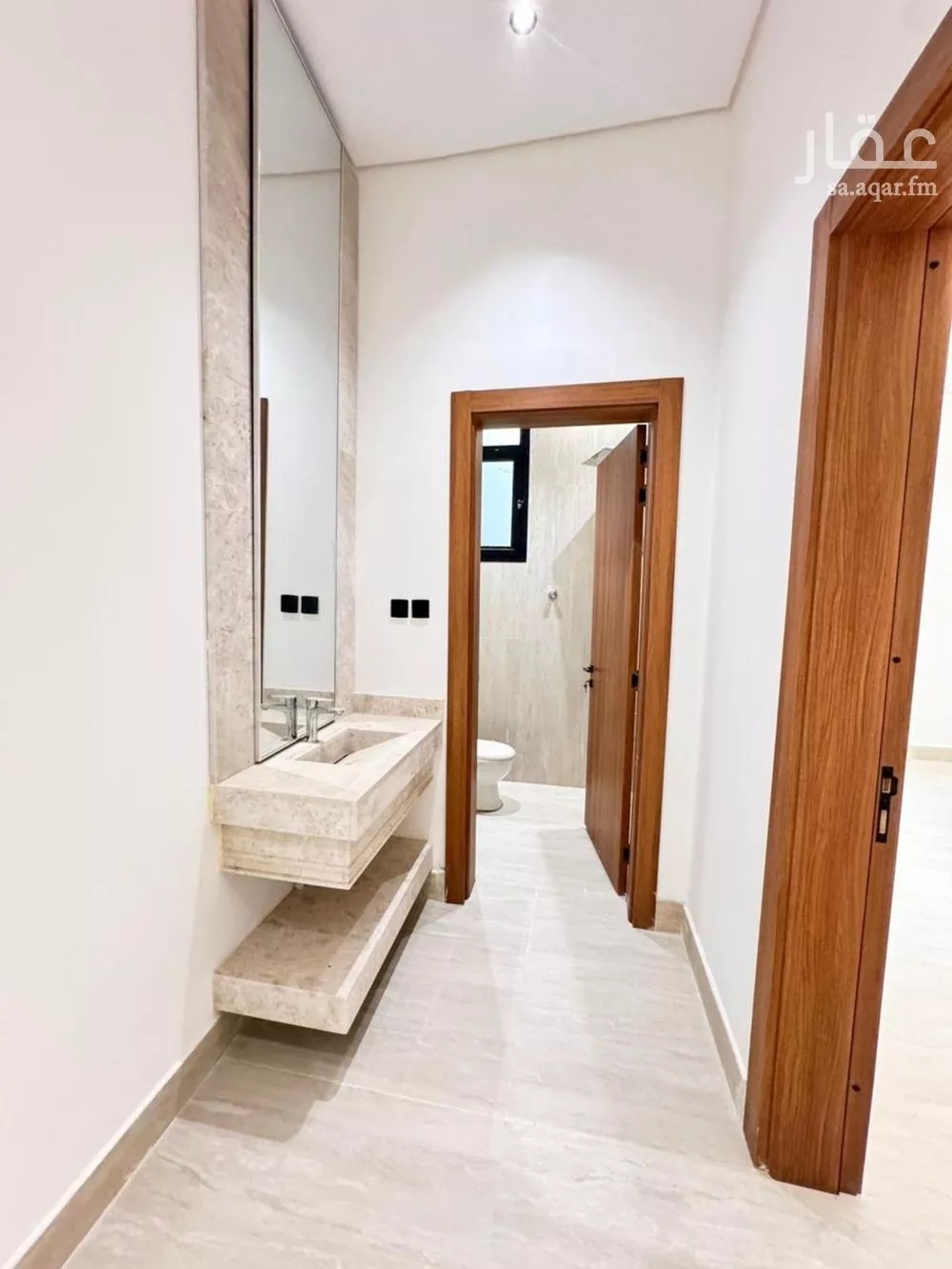 5 bedroom floor in Dahiat Namar 2
